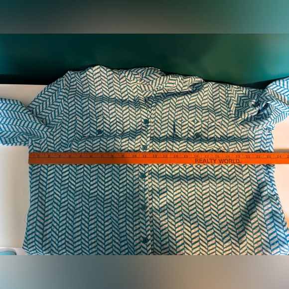 Studio Works Turquoise and White Patterned Top - Picture 6 of 6